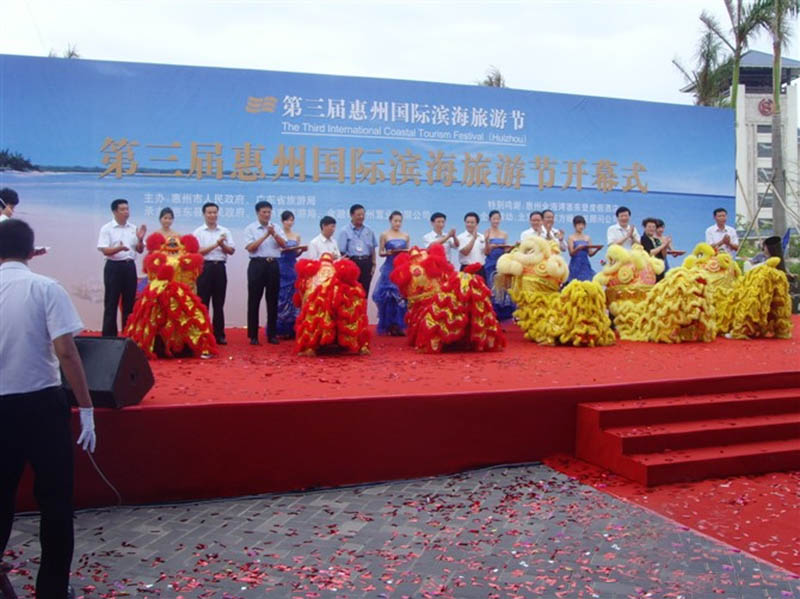 ���ݻ�ӹ�˾����֮�����û��݇��H�I�����ι�(ji��)�_Ļʽ