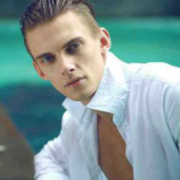 �V�ݶY�xģ���YԴ��˾